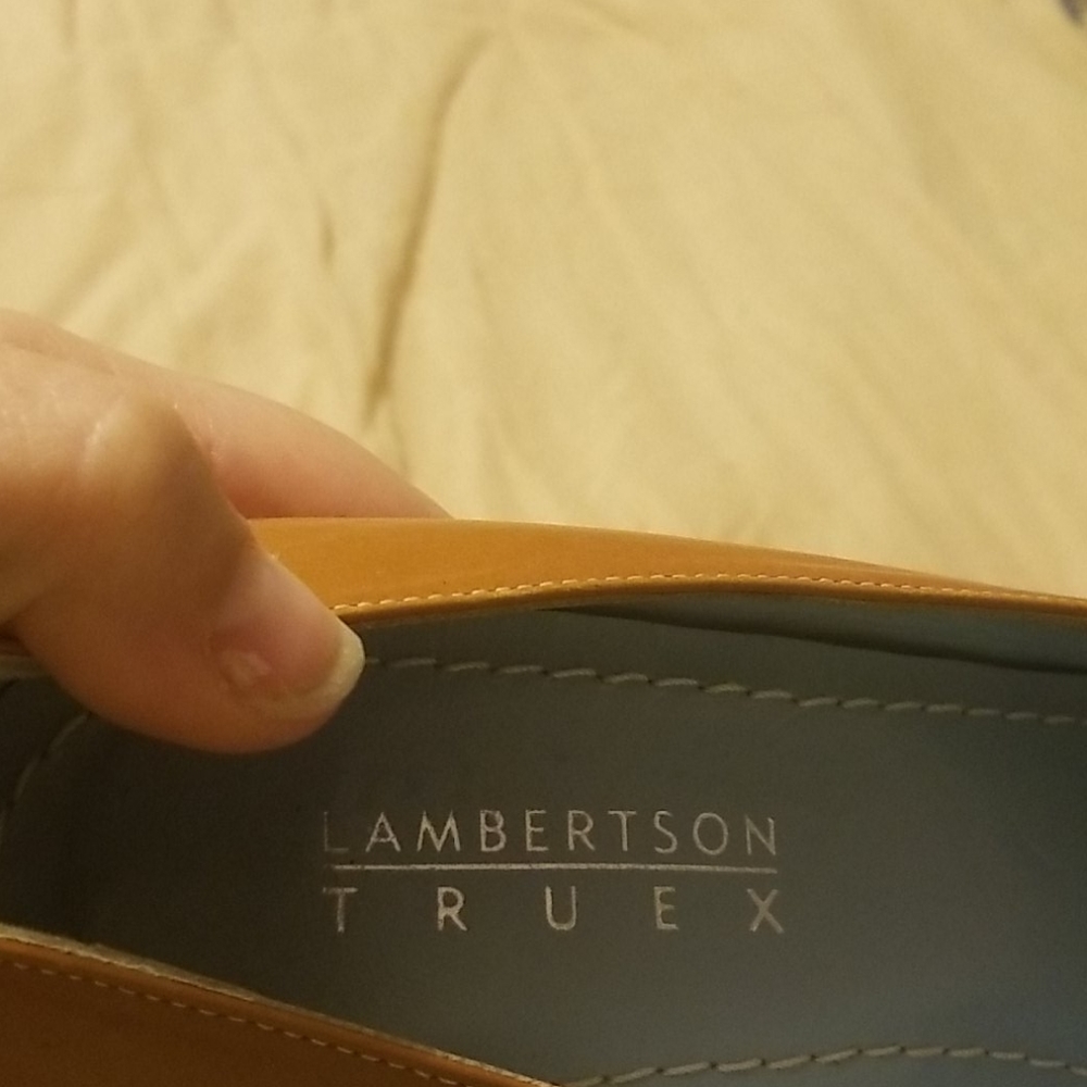 Shoes - Picture 2 of 3
